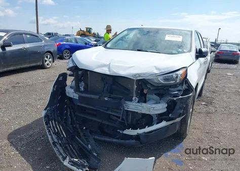 2021 Ford Edge Se z USA, uszkodzony, nr VIN 2FMPK4G98MBA59768